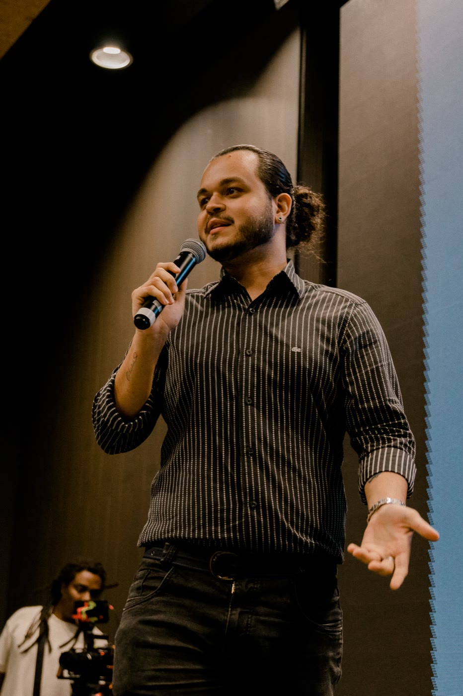 Rodrigo Vieira durante uma apresentação